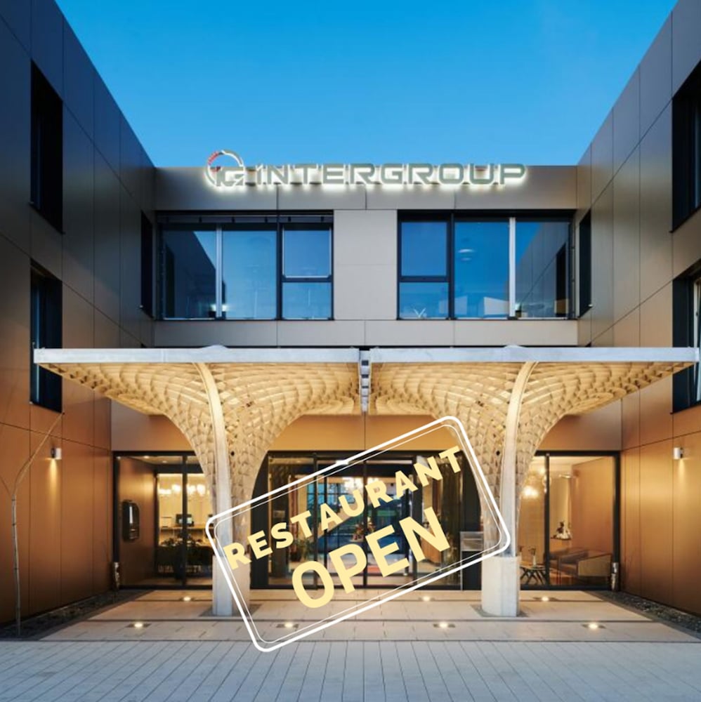 Intergroup Business und Design Hotel 3/47
