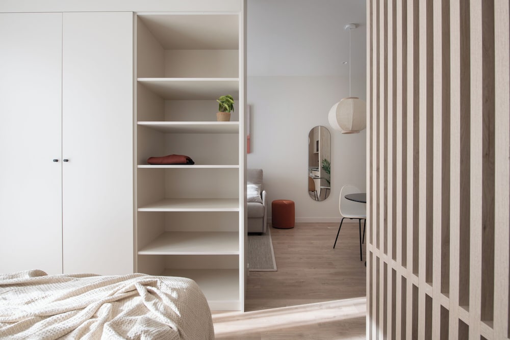 Libere Seville Plaza Nueva 46/68