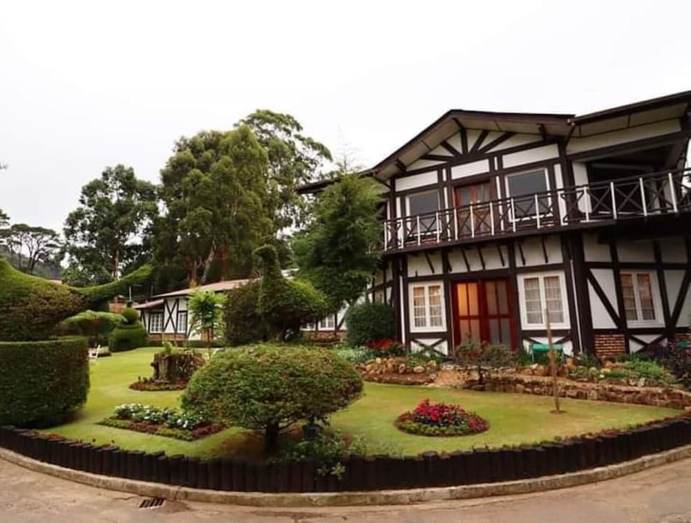 Hotel Glendower 6/49