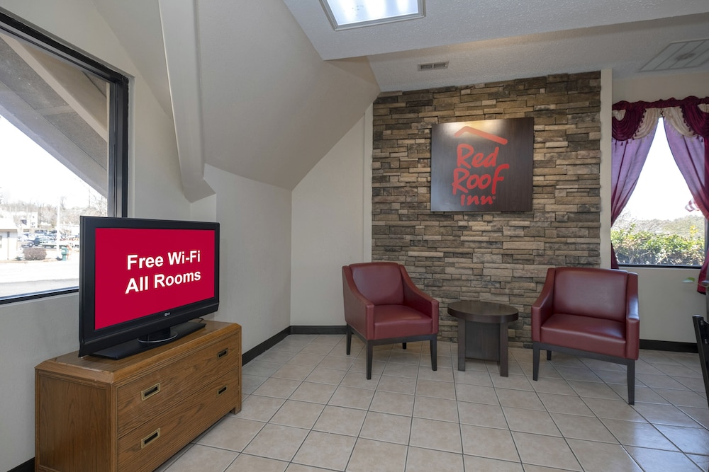 Red Roof Inn Warrenton 28/37