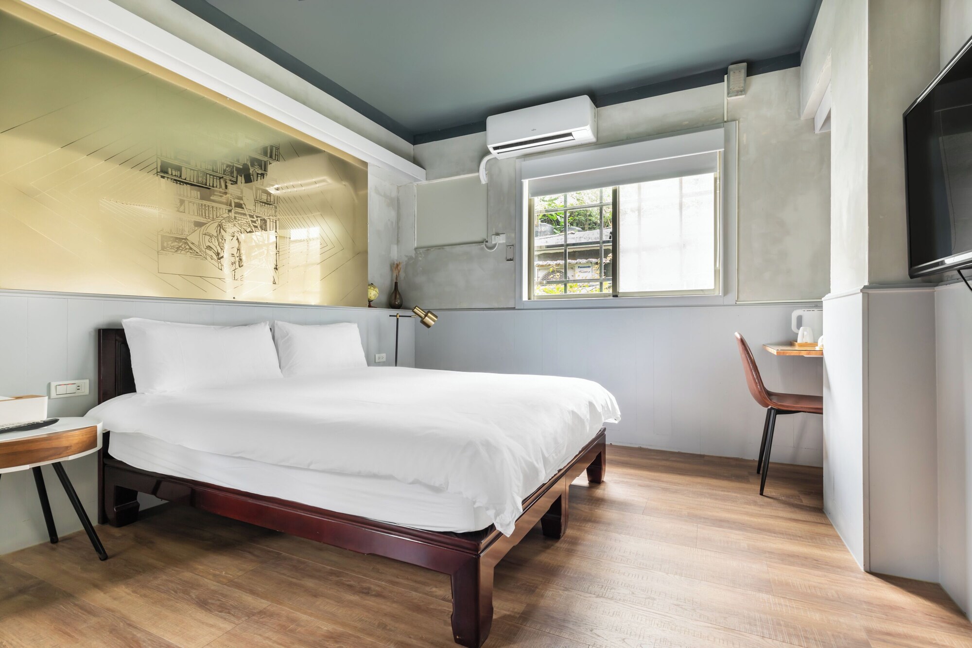 SUPERIOR, DOUBLE BED