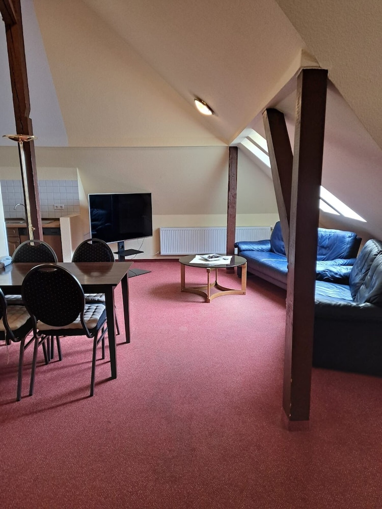 Hotel Rosengarten 37/50