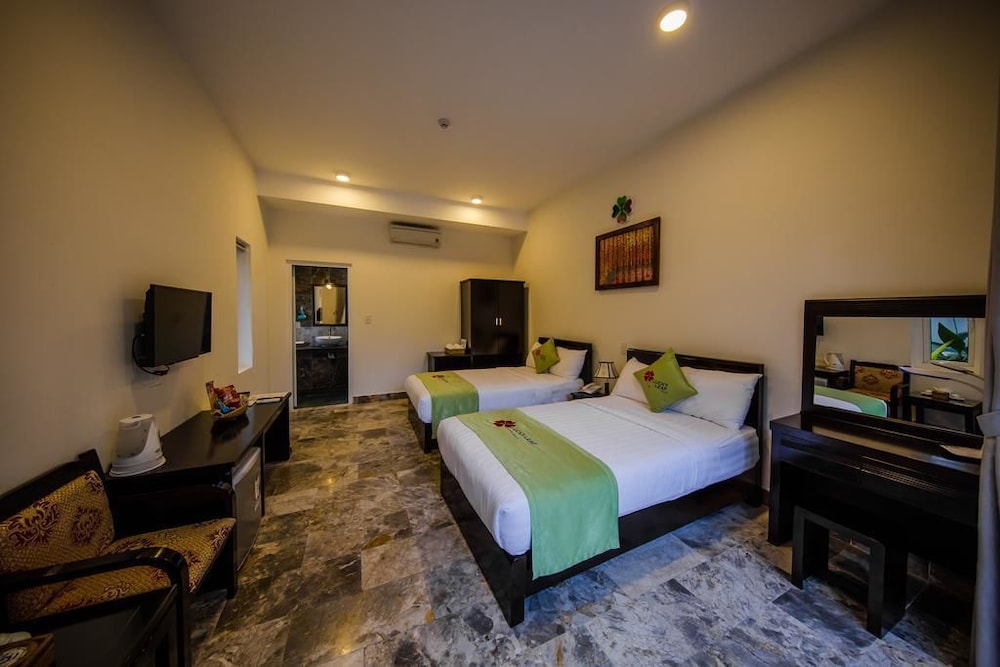 Lucky Leaf Villa 20/50