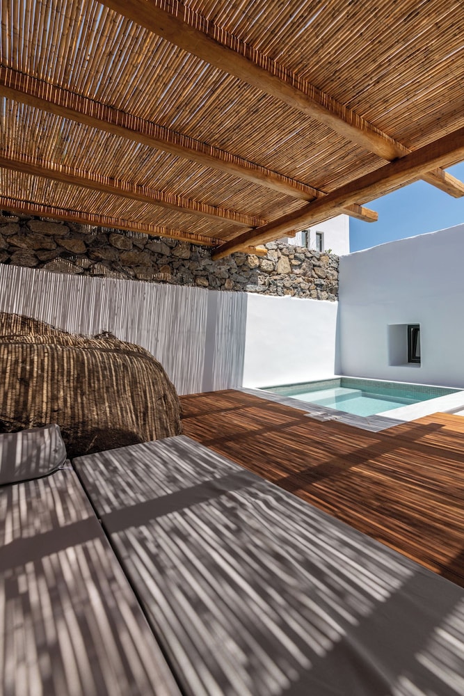 Mykonos Drops 28/53