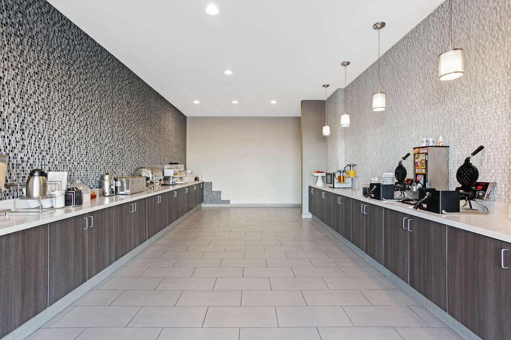 La Quinta Inn & Suites by Wyndham Sweetwater East 12/41