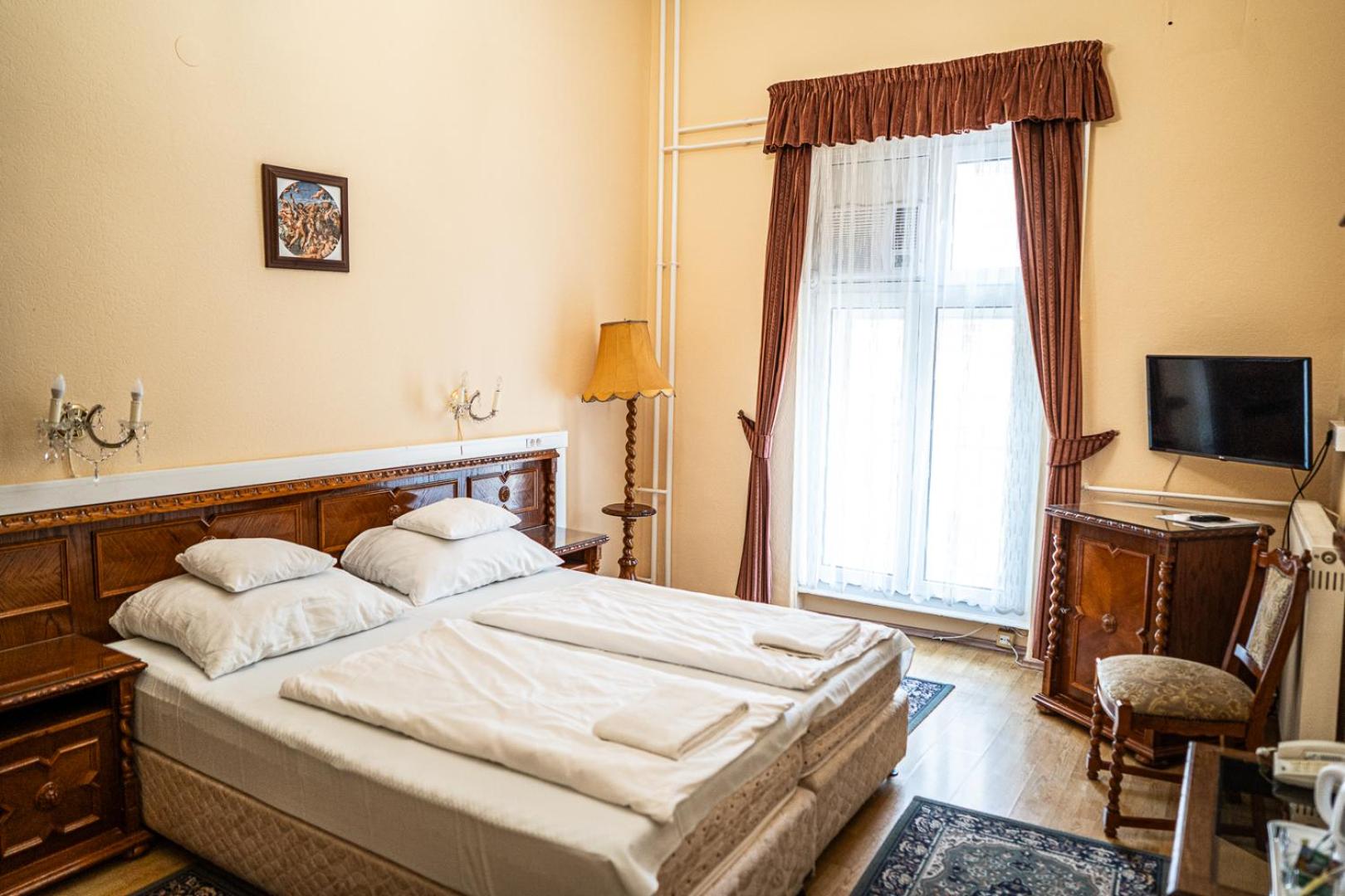 Superior, Twin Beds