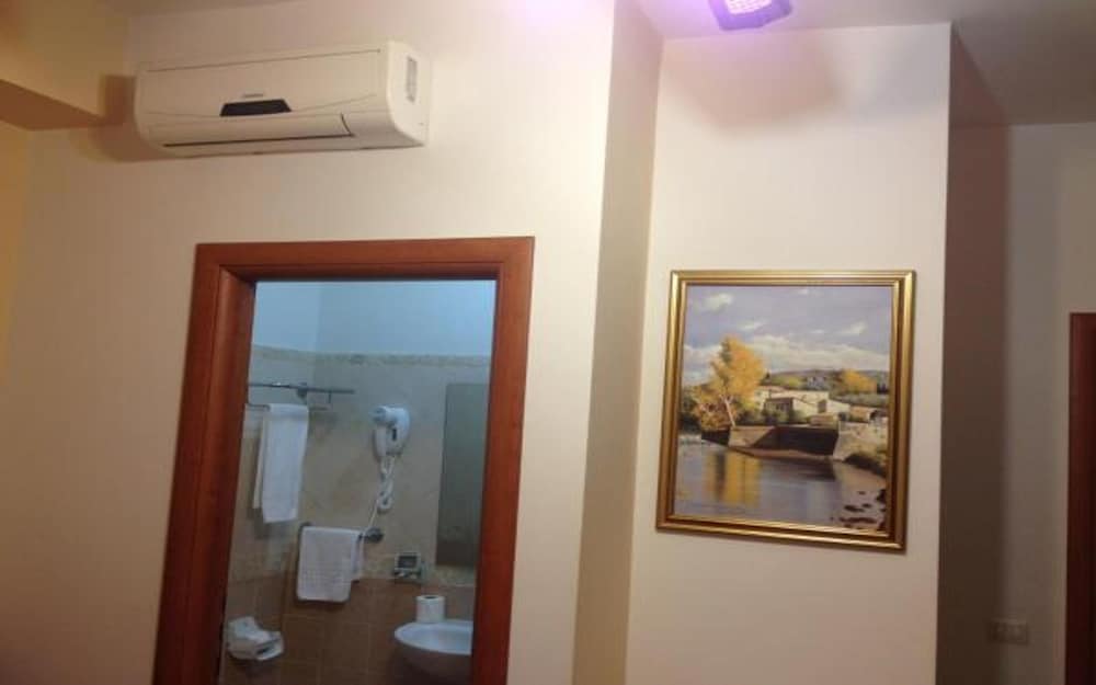 Rome City Inn 18/20