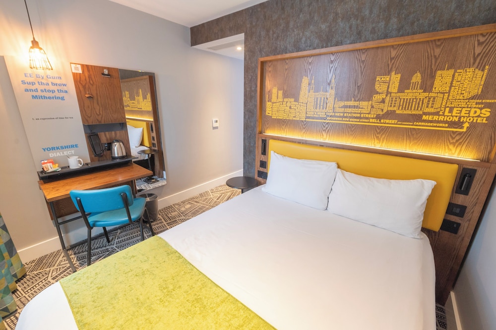 Solo, Single Bed