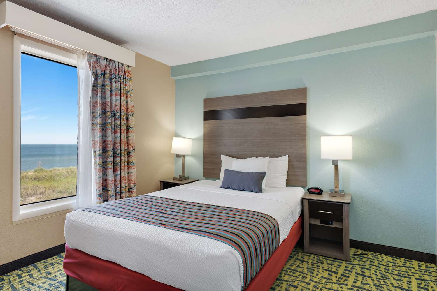 Suite, 2 Queen Beds, Sofa, Living Area, Pet Friendly, Kitchen