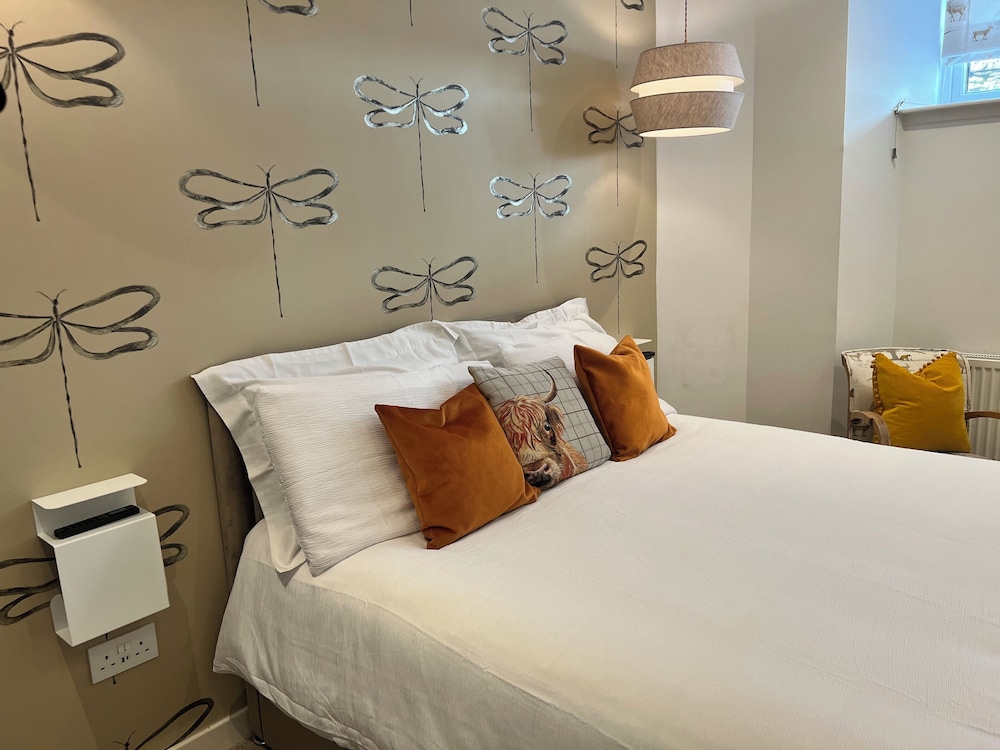 Crieff Armoury Luxury Self Catering Apartment 21/36
