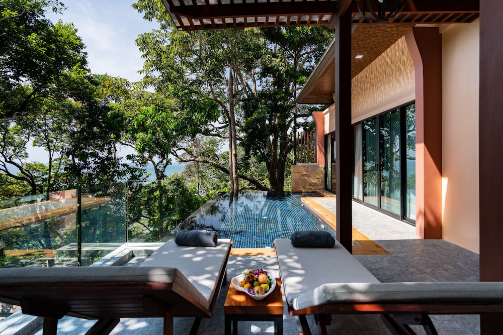 Avani Ao Nang Cliff Krabi Resort 61/75