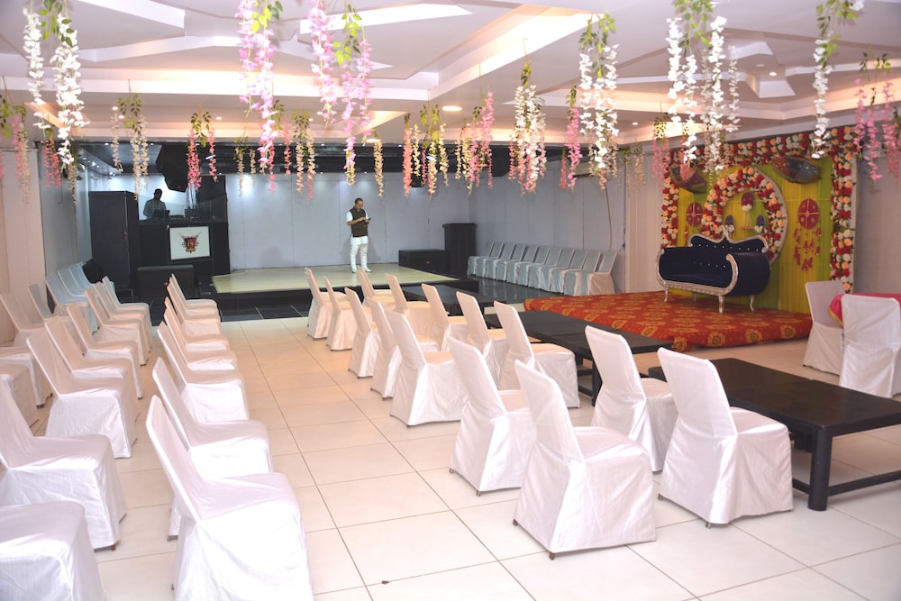 Hotel C 9 29/50