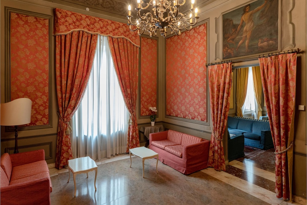 Phi Hotel Canalgrande 32/43
