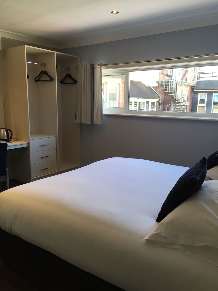 Dalmeny Resort Hotel 22/38