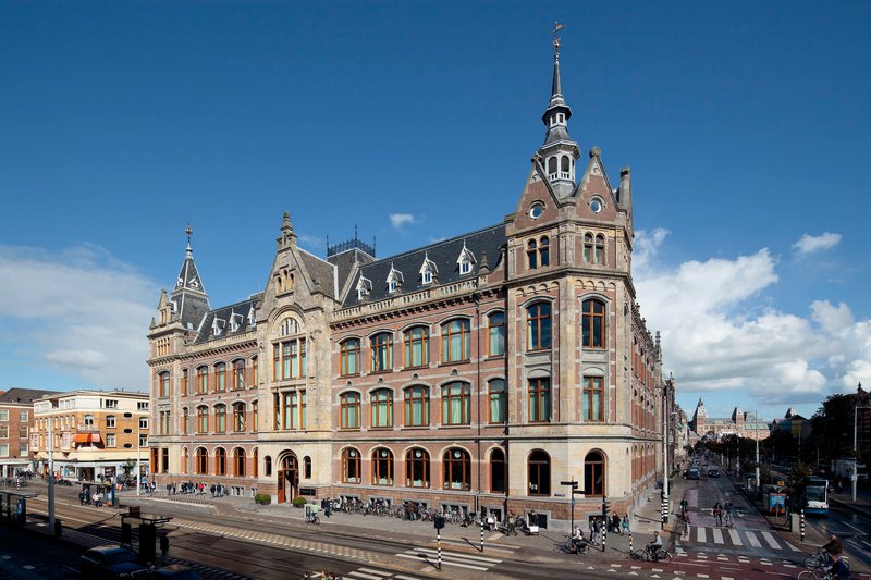 Mandarin Oriental Conservatorium, Amsterdam 8/83