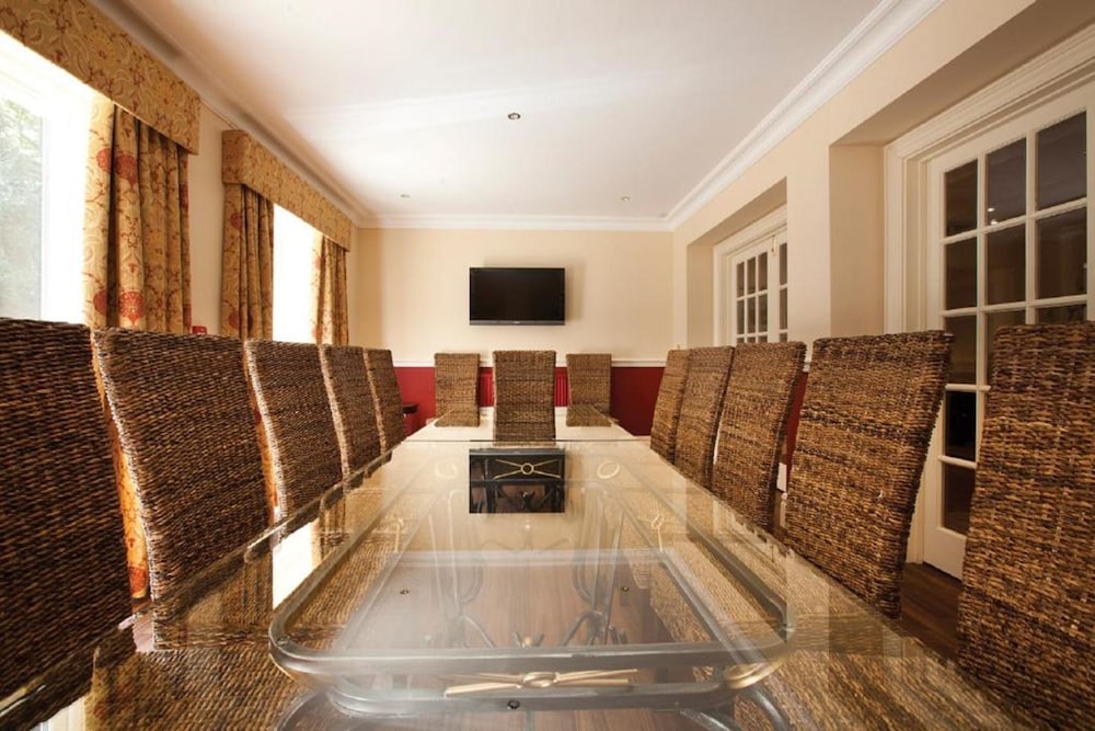 The Dower House Hotel 39/50