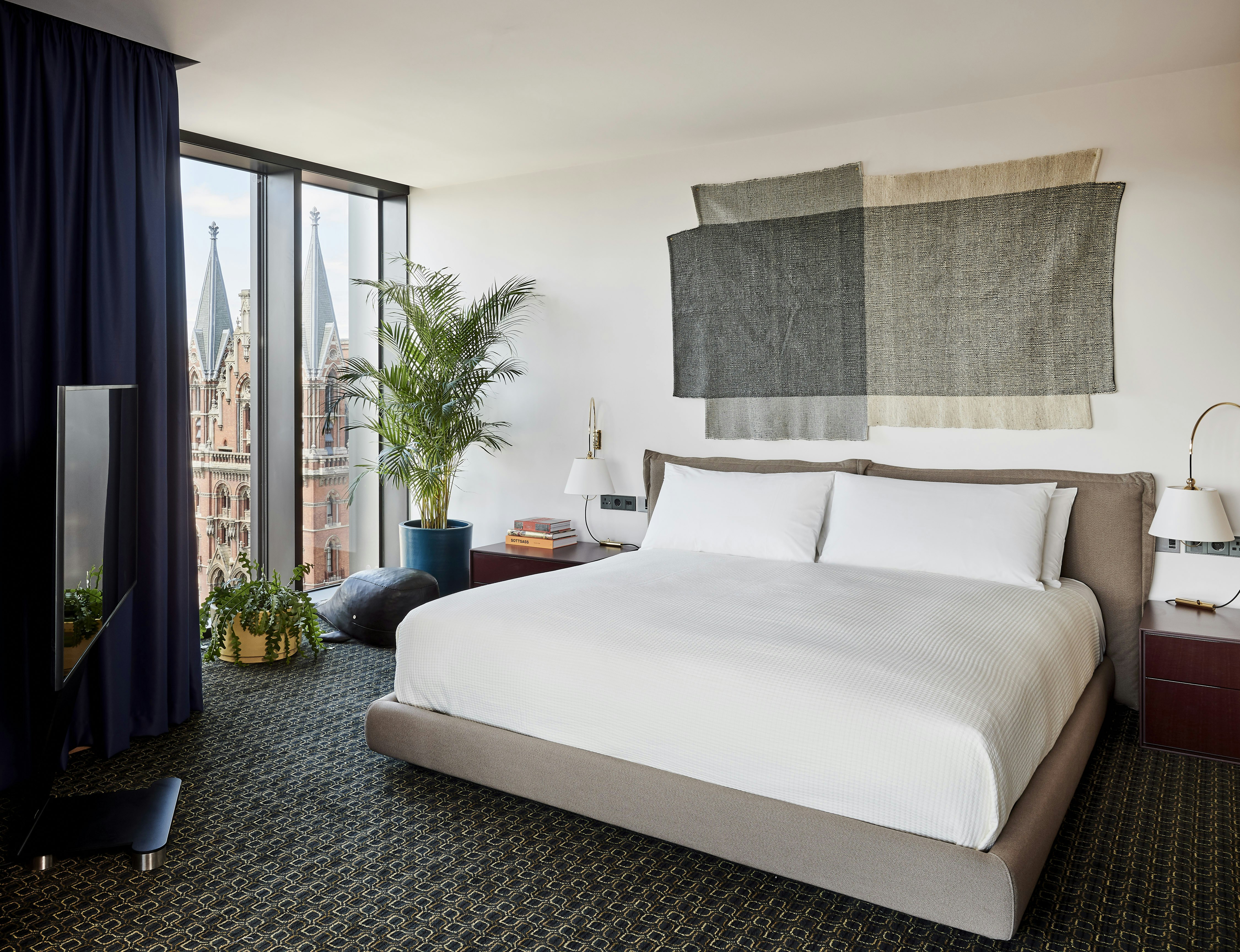 The Standard London 14/55