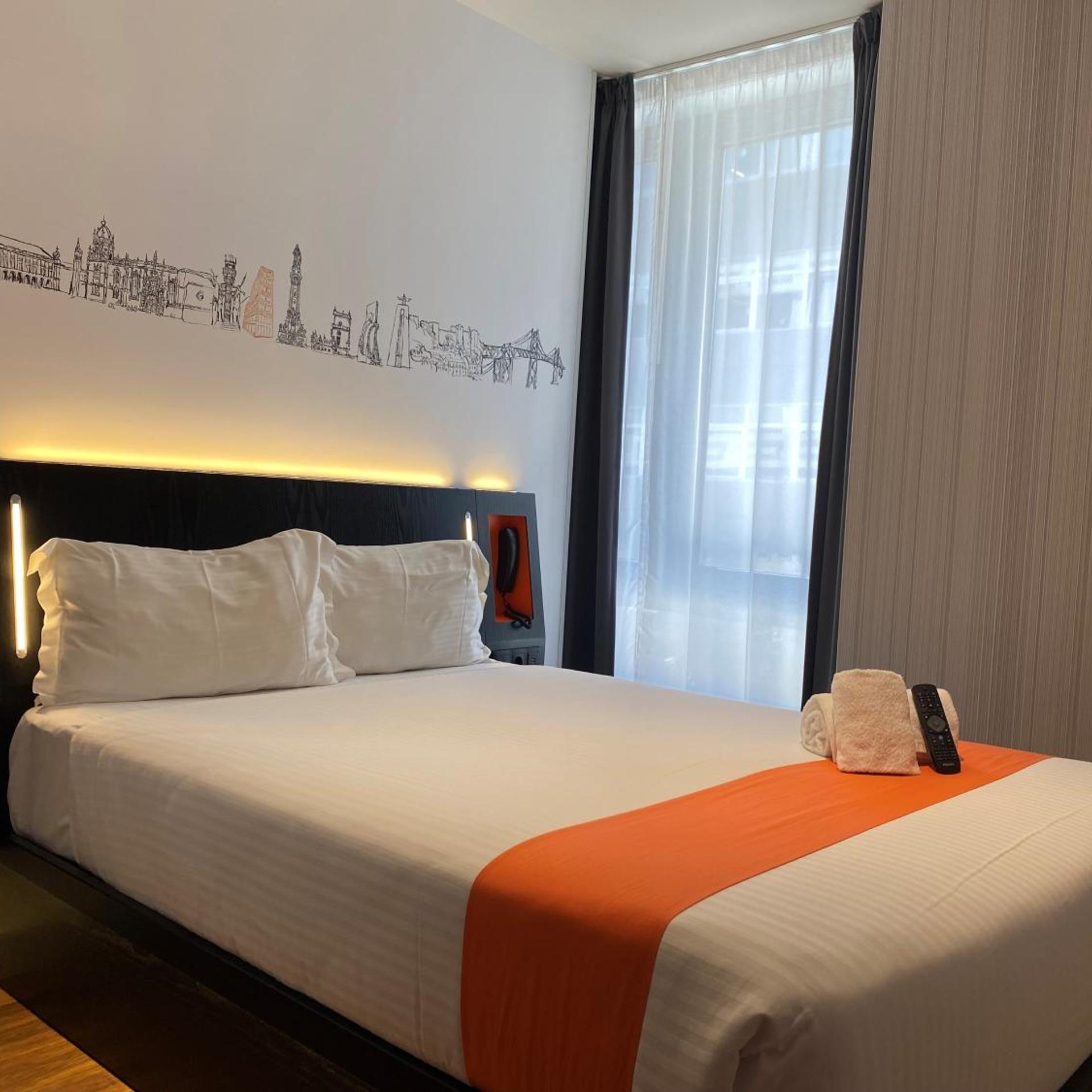 Room, Double Bed