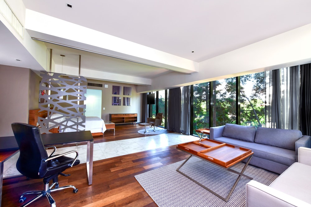 Krystal Grand Suites Insurgentes 46/67