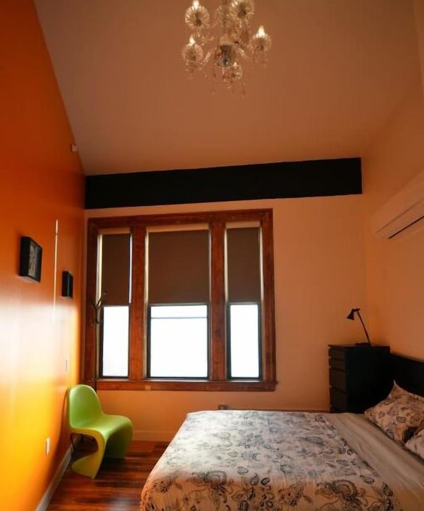 Room, Double Bed