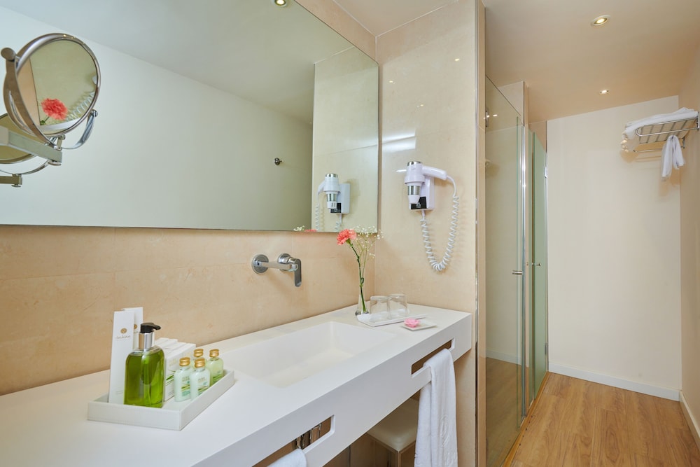 Hotel Sabina & Suites 33/34