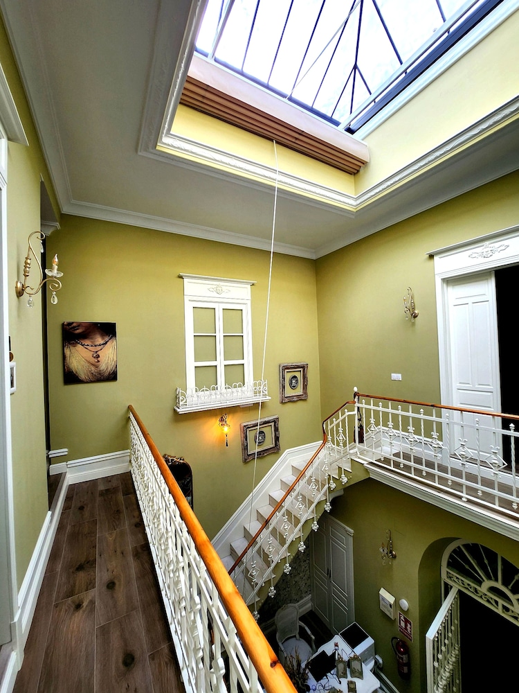 Hotel Boutique IULIA 5 Estrellas 1/50