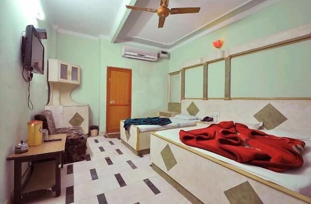 Hotel Neha Inn 18/21