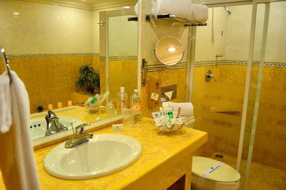 Suites Layfer 44/45