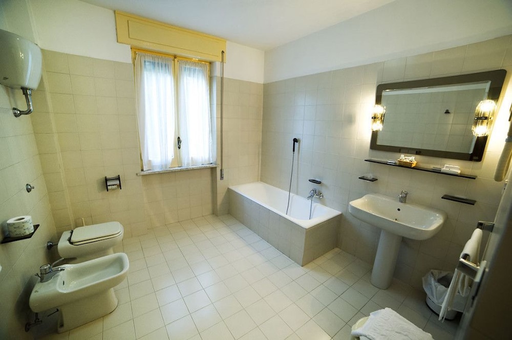 Grande Albergo Miramare 47/50