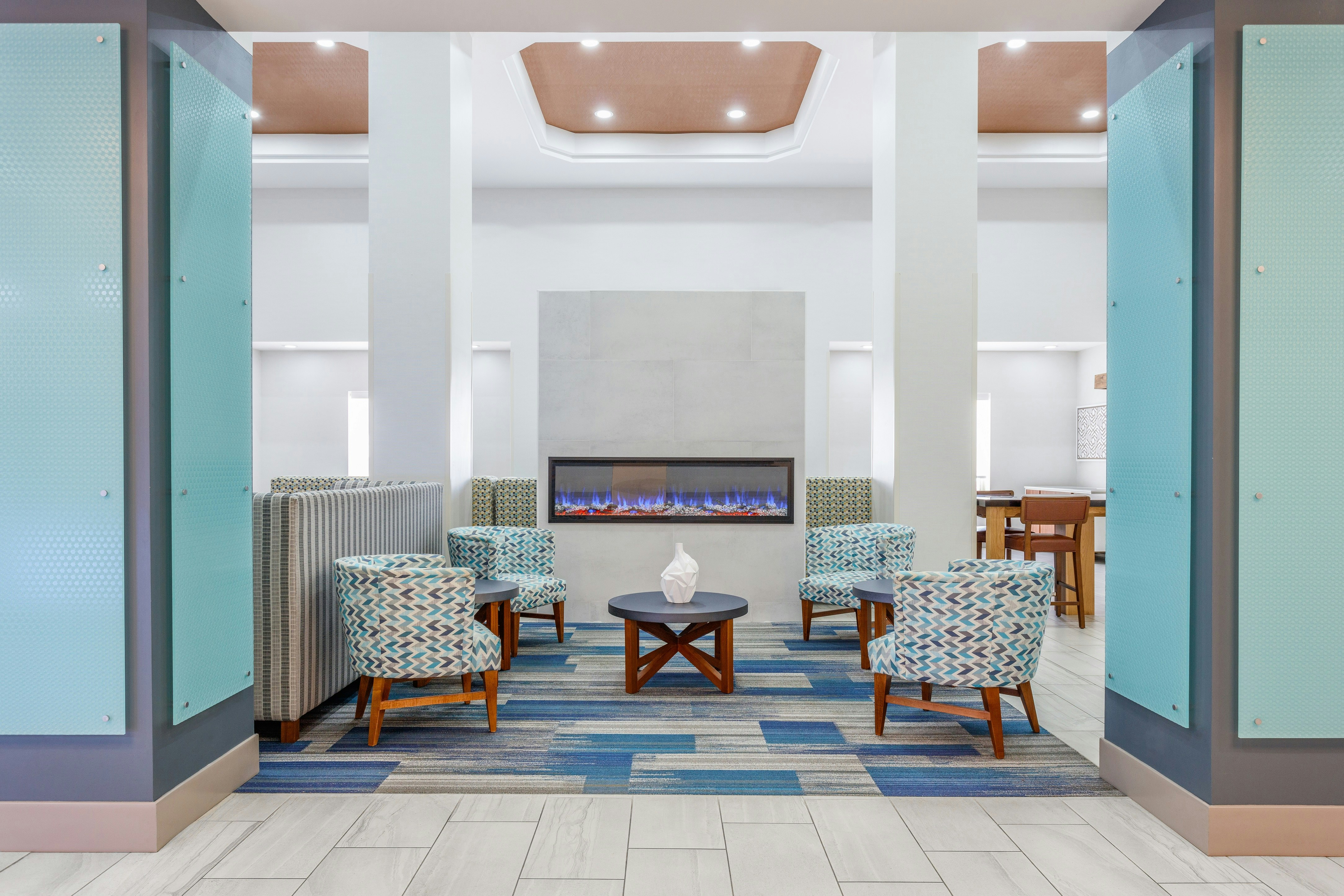 Holiday Inn Express Suites Williamsburg 13/56
