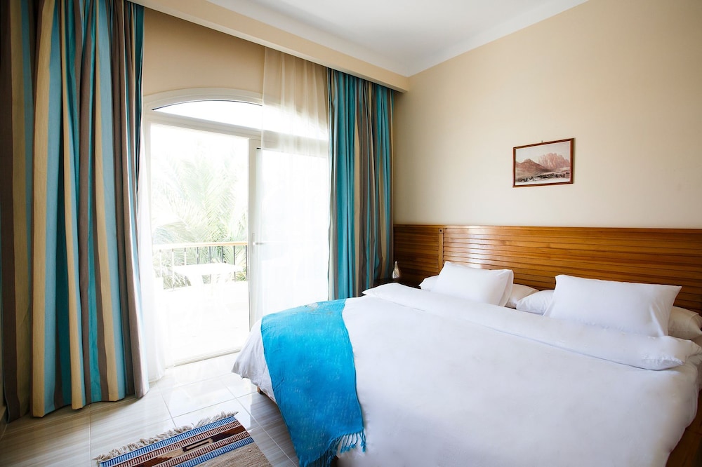 Sheikh Ali Dahab Resort 2/30