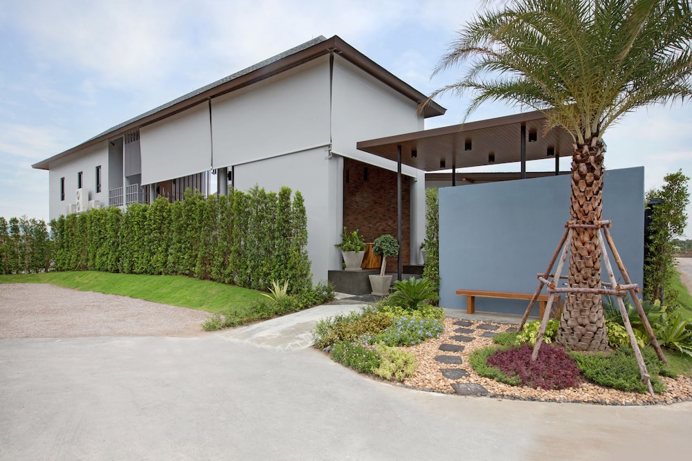 Vann Hua Hin Resort 3/50