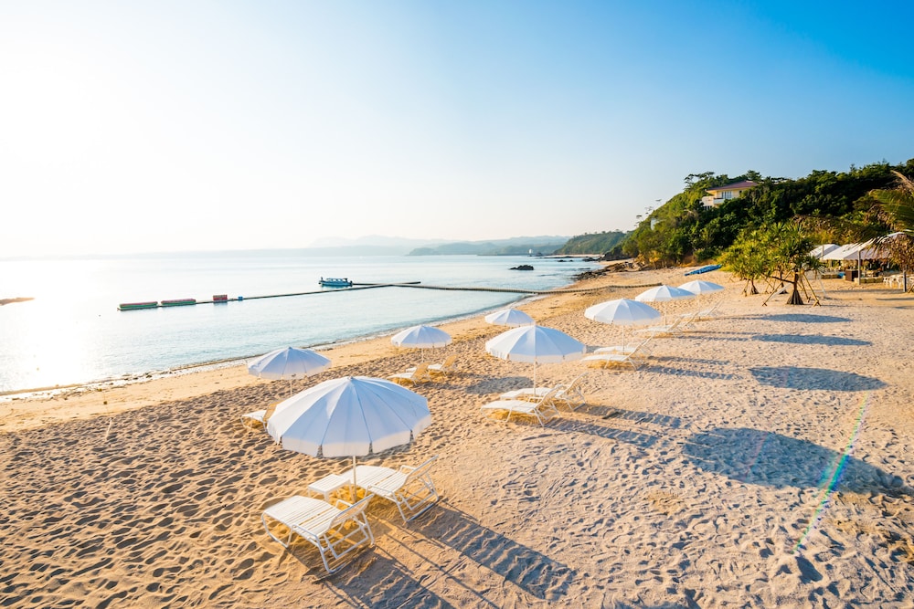 Kanucha Bay Hotels and Villas 74/80