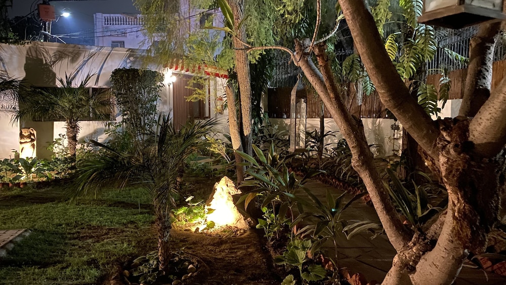 The Stay Inn 40/50