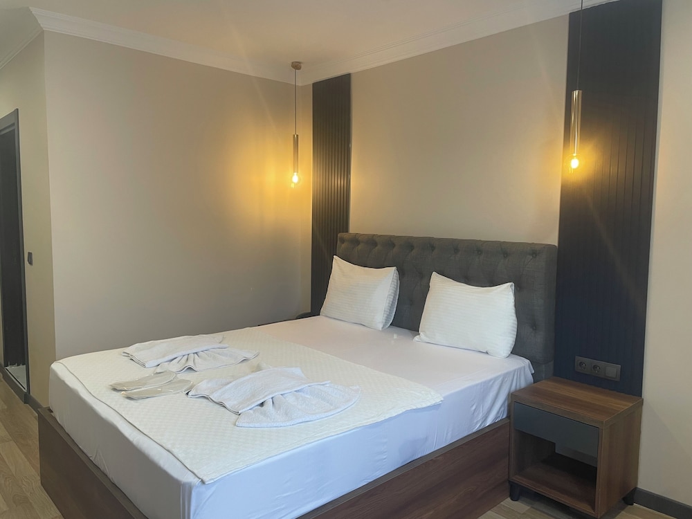 La Vie Suit Otel 4/28