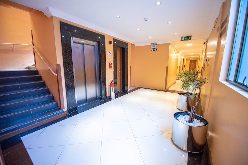Hotel Alles Blau 8/24