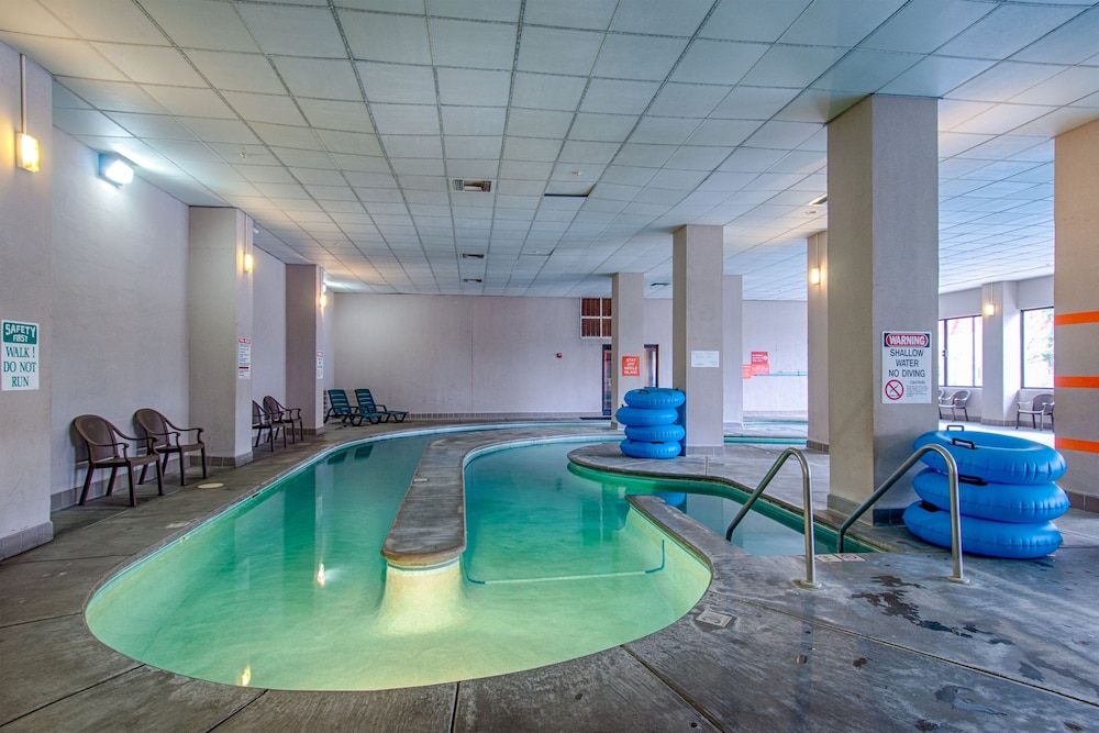 Park Tower Inn 39/55