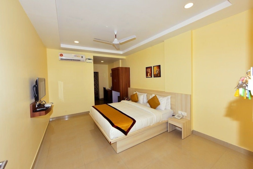 Boshan Hotels 12/50