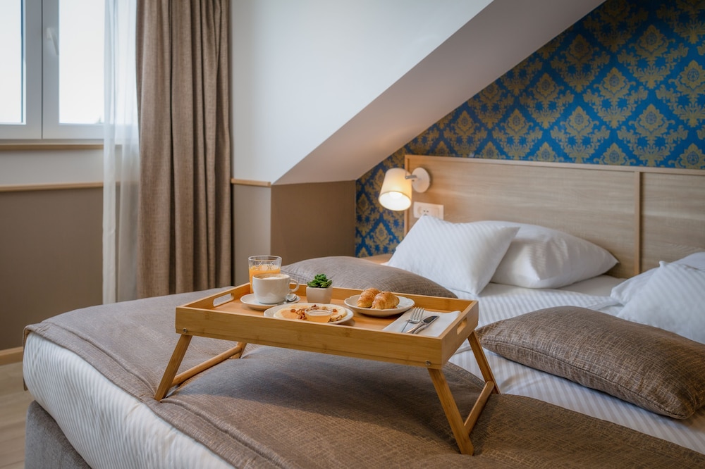 APARTHOTEL TAMARIS 38/74