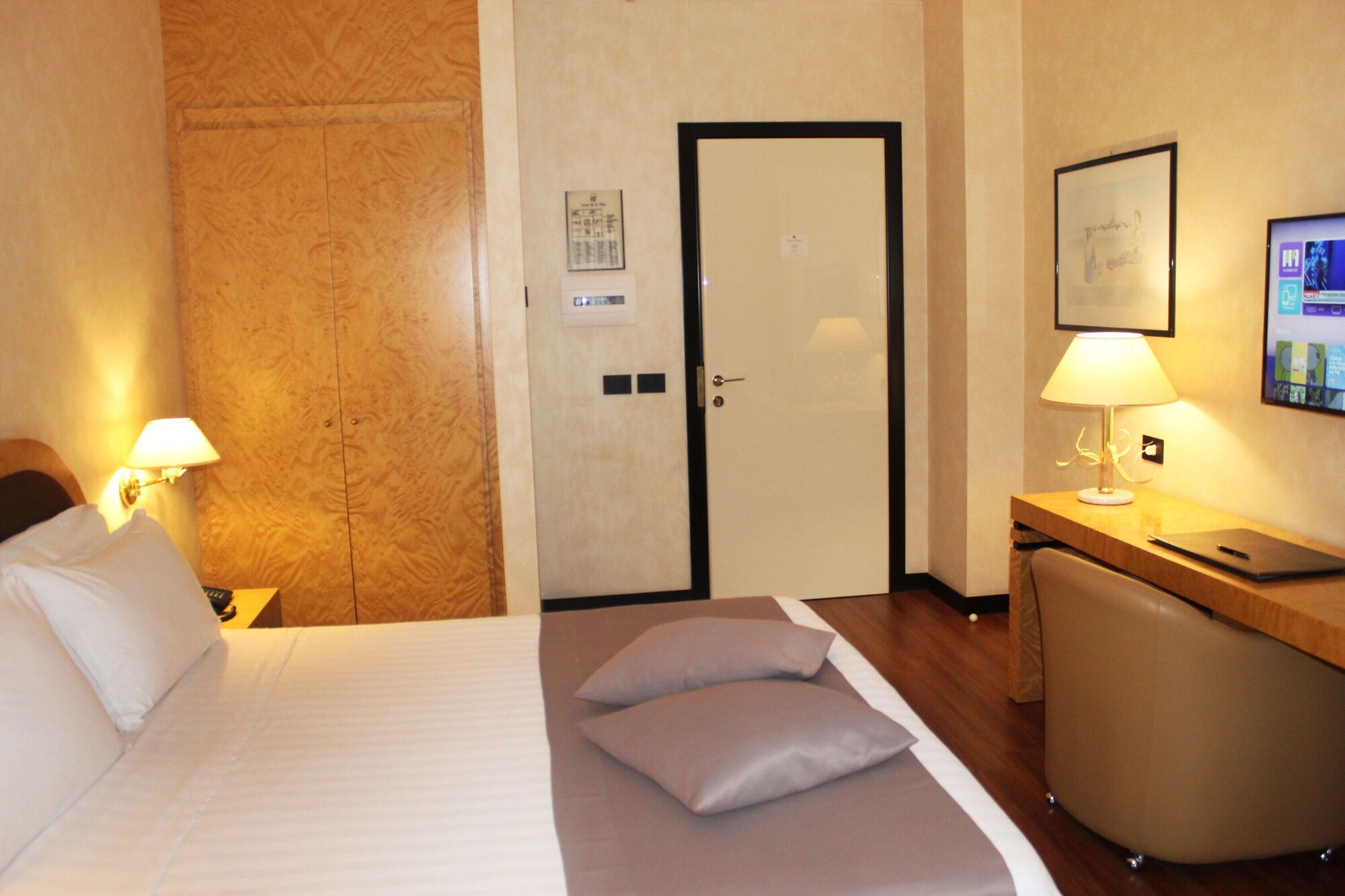 غرفة قياسية مفردة بسرير فردي، HOTEL DE LA VILLE AVELLINO 3/3