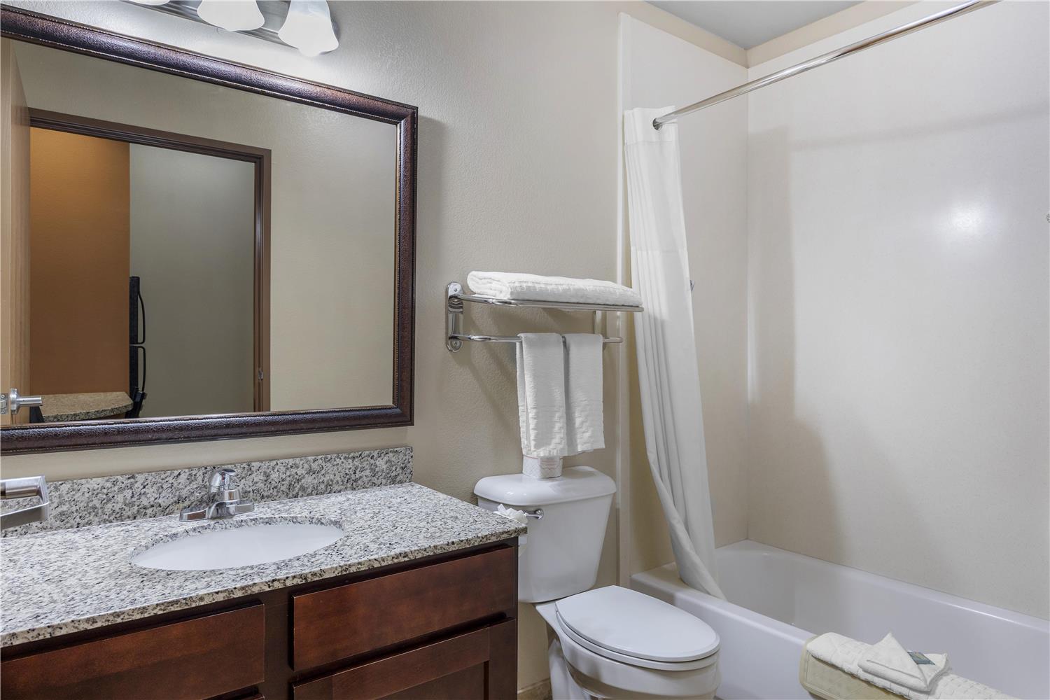 Best Western North Edge Inn 13/13