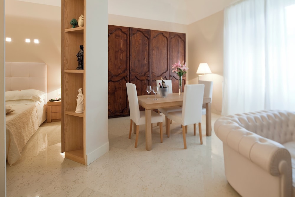 Palazzo Brunaccini 32/50