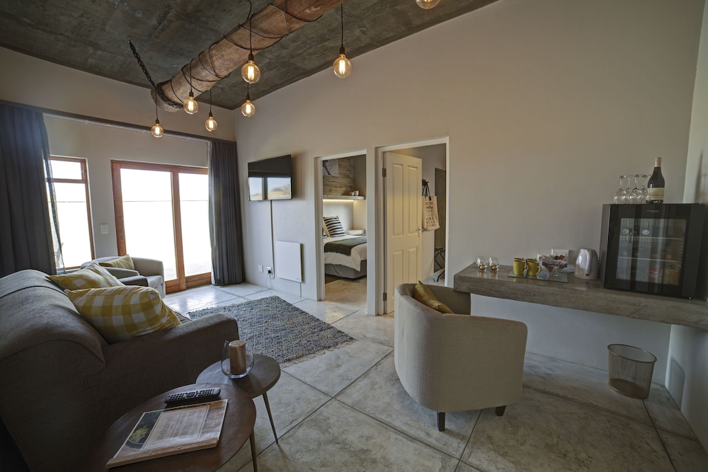 Organic Square Guesthouse 46/65