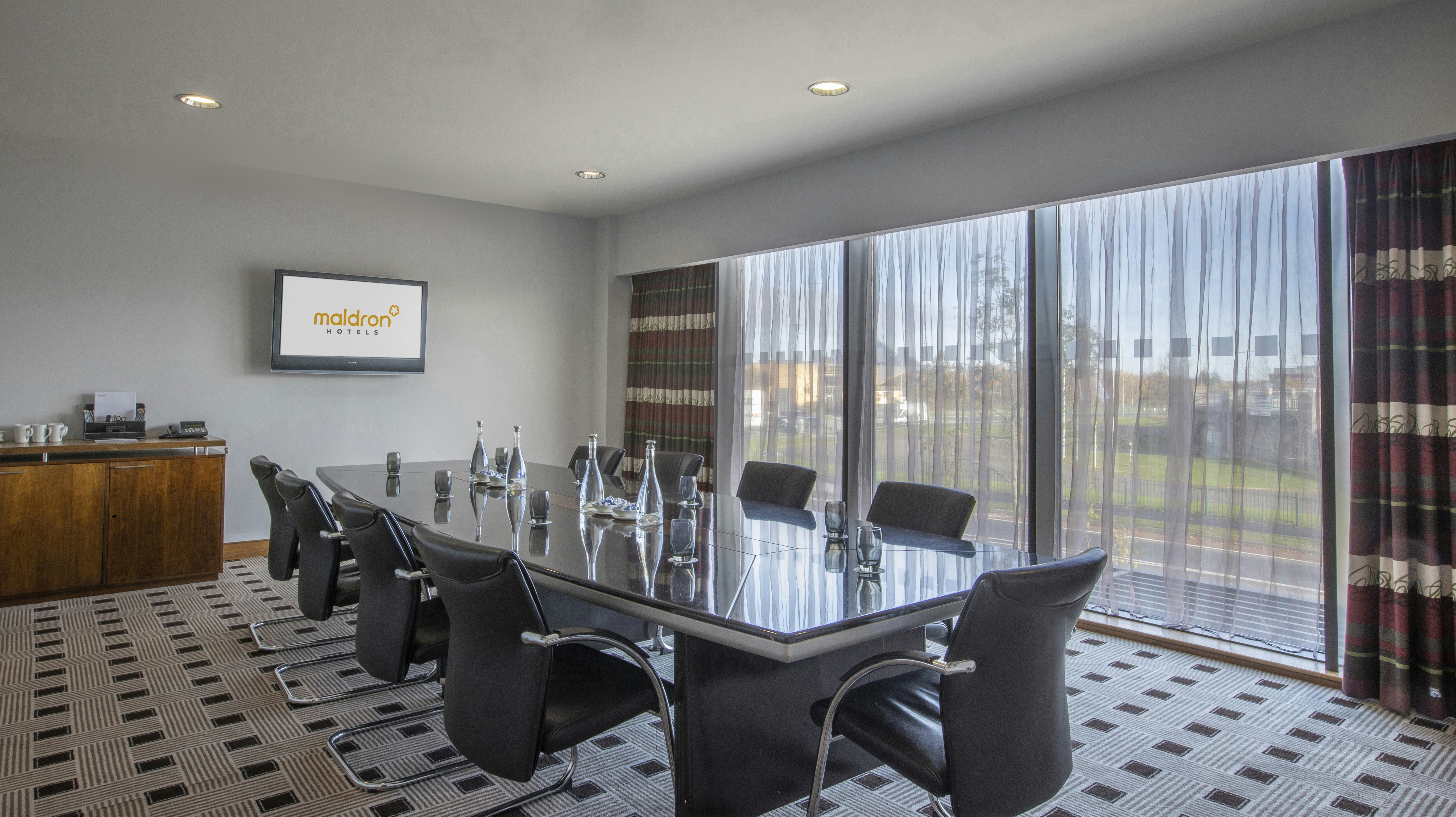 Maldron Hotel Tallaght 53/60