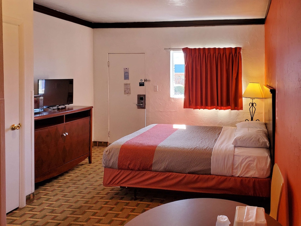 Motel6 Canon City, CO 22/64