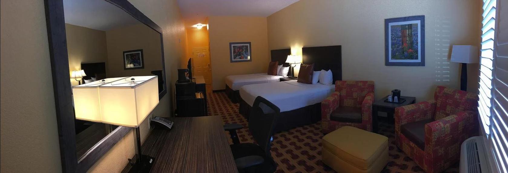 Baymont Inn &amp; Suites Crystal City 6/16
