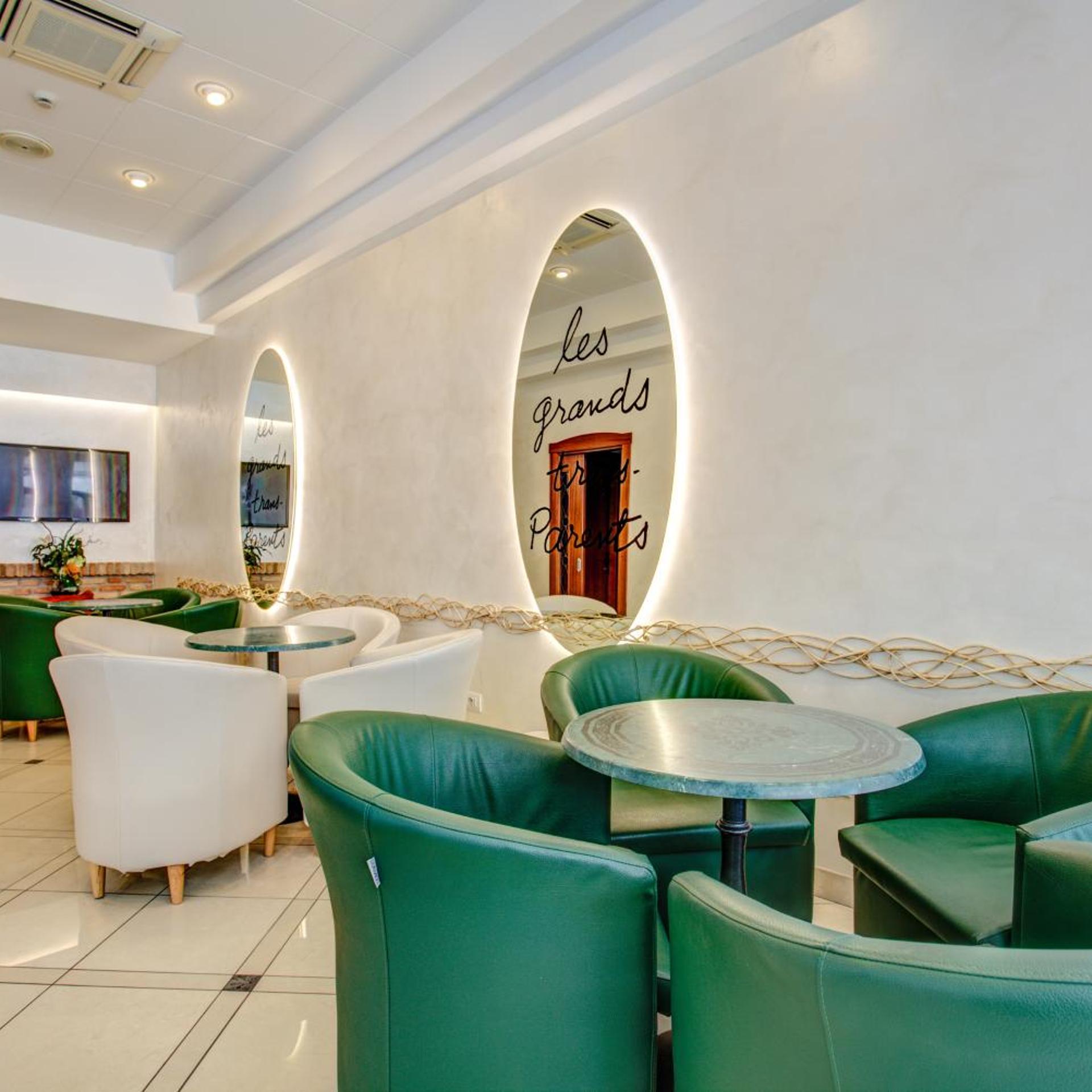 Ancora Hotel and Residence 32/46