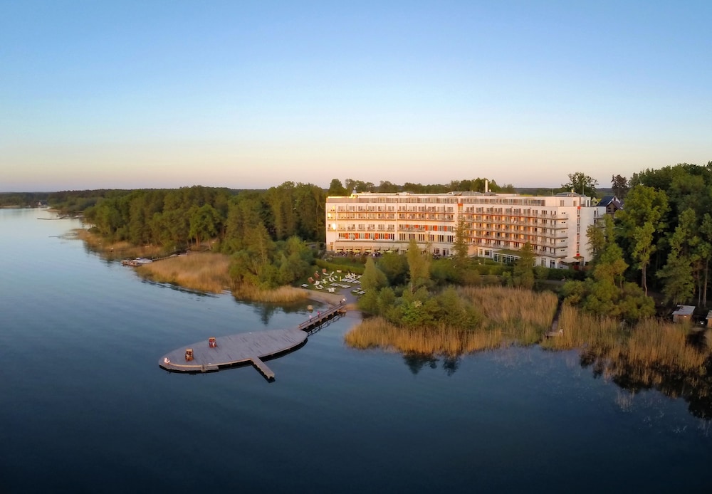Seehotel Fleesensee 2/50