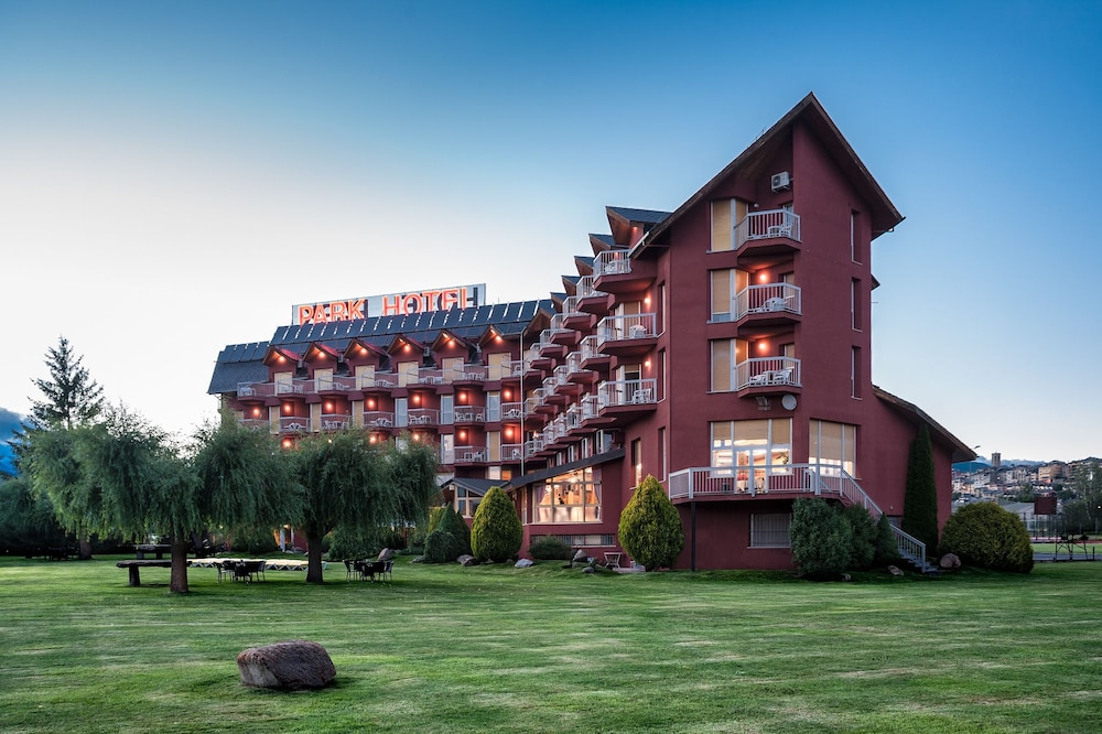 PARK HOTEL 33/35