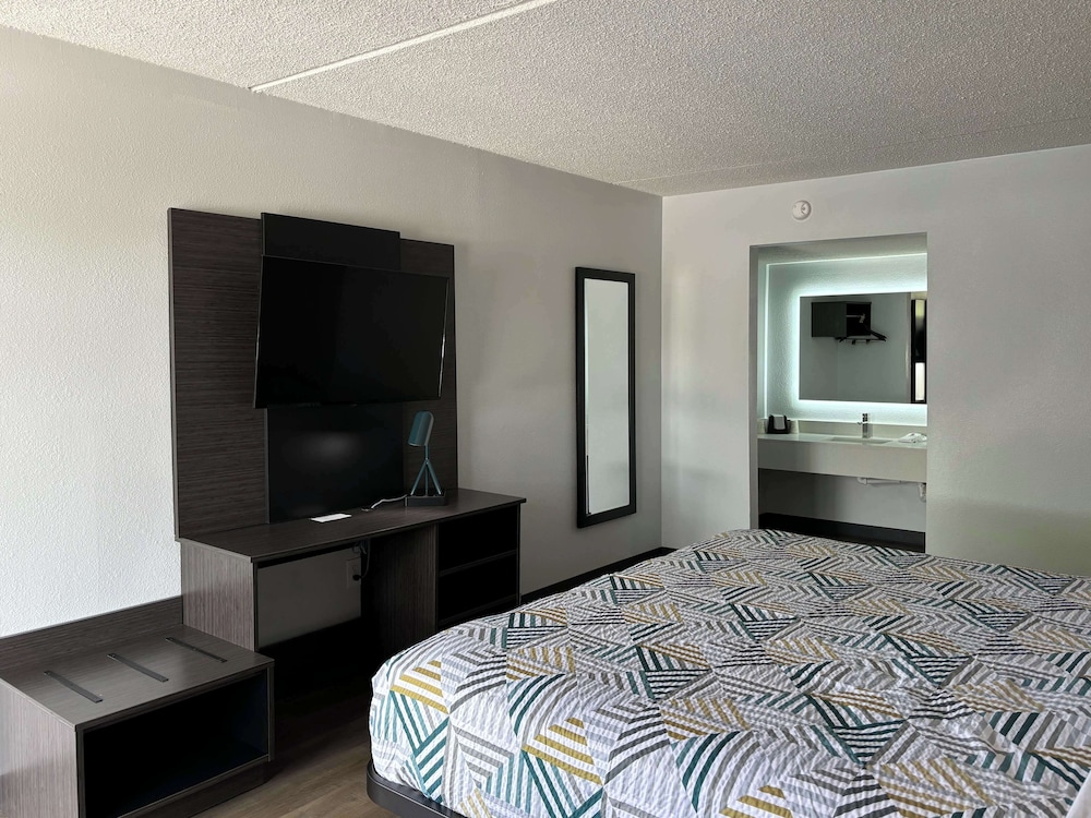 Motel6 Richmond, KY – EKU Campus Area 26/30